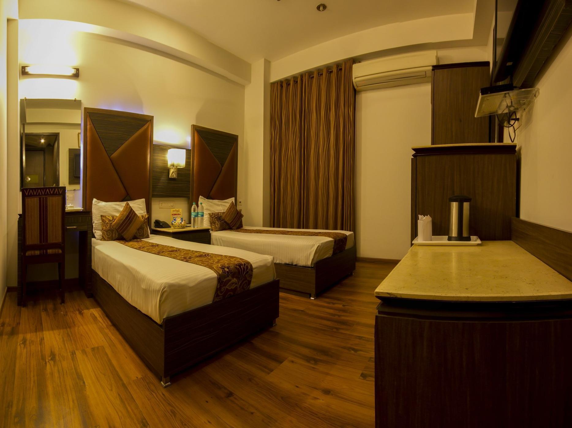 דלהי Hotel Sunstar Heights מראה חיצוני תמונה