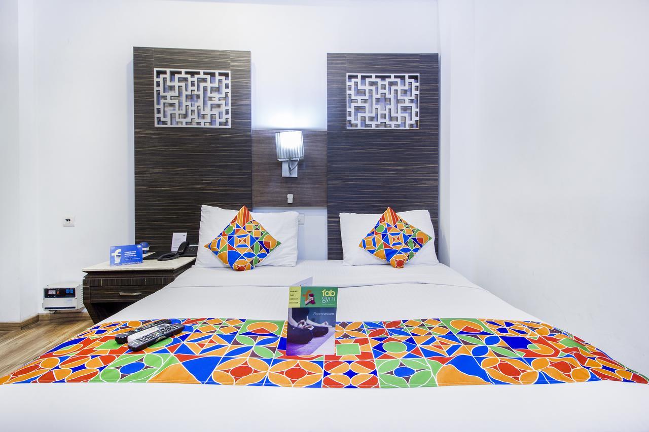 דלהי Hotel Sunstar Heights מראה חיצוני תמונה